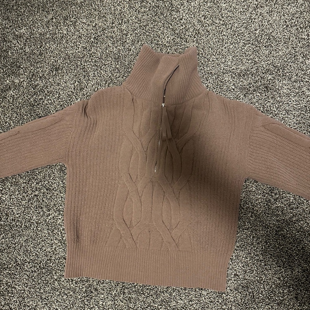 Women's lululemon Brown Cable Knit Sweater in S